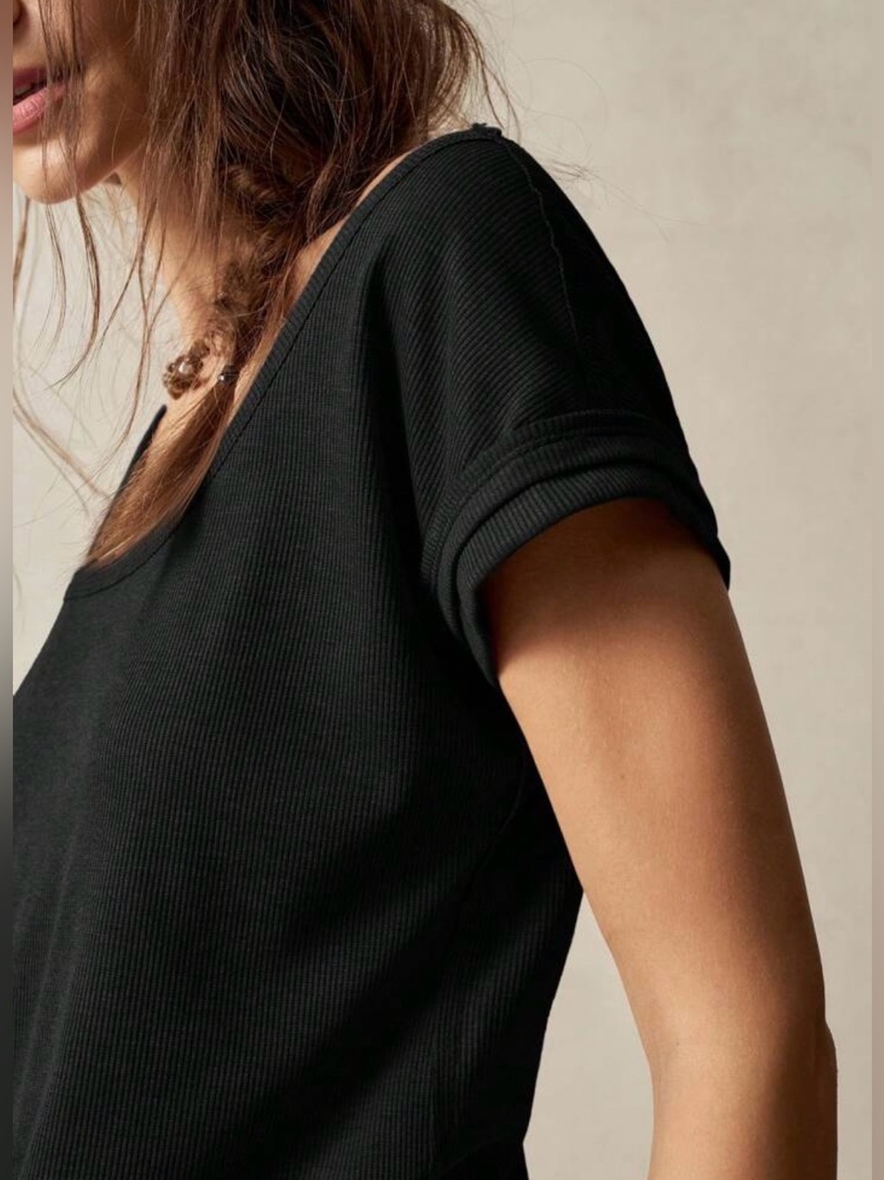 Bohemela Classic Black Scoop Neck Ribbed Tee - Women